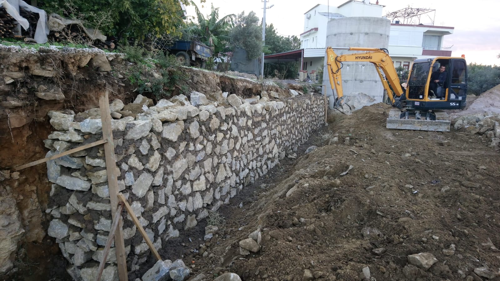 d4c78912-885c-4cd8-b70e-783c3be98a32